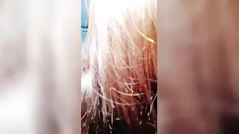 大白天生意不好做窗帘一拉直播赚钱，超卖力口交深喉帅哥男友花样玩逼口爆一嘴