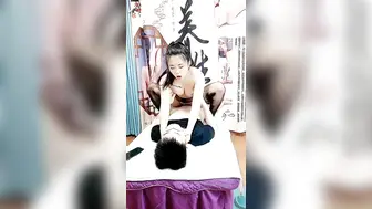 骚技师勾搭男客户，床上按摩黑丝情趣撩起衣服漏出奶子调戏小哥的大鸡巴，床上激情抽插草的好猛让小哥射一逼
