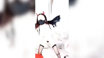 舞姬妖妖颜值不错的才艺黄播【黑天使篇】情趣装性感火辣脱衣艳舞，镜头前的黑天使，揉奶摸逼各种诱惑，精彩不断别错过