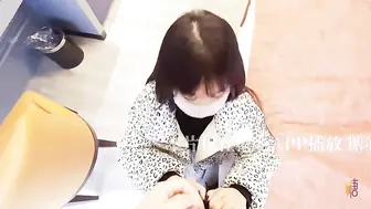 【榨汁尤物】 凹凸有致美妙身材女友【小鹿酱】不穿内裤来迎肏，真是太爱了有备而来，赏赐母狗滚烫精液