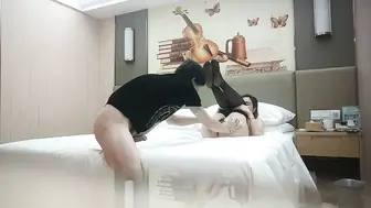 【开发探索】精挑细选，专攻高颜值，极品车模，大长腿女神，这一场又是大获全胜，呻吟求饶看点多多收益登顶