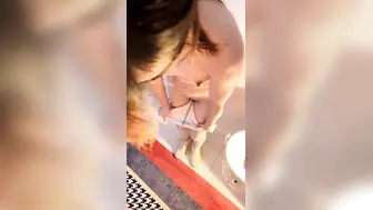 【丧志母狗无脑调教】调教界圈中大神【上篇】手中的妹子真是多，下午双飞，超清画质，两个骚货争相求插，羡慕！！！