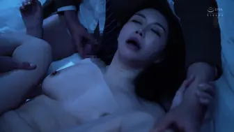 JUR-496 [中文字幕]女囚审讯轮奸 #愛弓りょう #爱弓凉