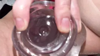 水晶棒自慰都可以看到阴道了