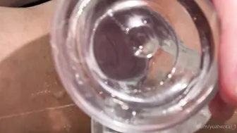 水晶棒自慰都可以看到阴道了