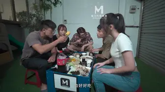 MD-0255月光下的中秋乱伦-林嫣