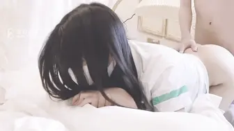 QQOG 005 学姐对我的酒后诱惑 超嫩白虎热血沸腾 顶宫凸凸内射白浆