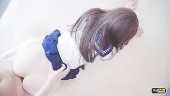 穿着制服的女孩，从第一角度来看，她又被操了，中出。