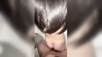 情侣自拍 狂操娇小女友 纤细身躯翘臀高撅迎合粗大肉棒狠插湿漉漉骚穴到腿软颤抖