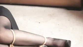 母狗女业务 调教母狗主动捆绑乞求主人爱抚
