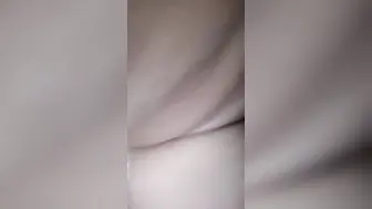 美极品骚妈 儿子好厉害 让我高潮了两次真的太爽了
