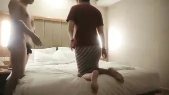 黑衣少妇啪啪，口交舔弄上位骑坐