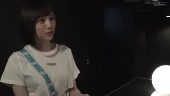 ABP-995 [中文字幕]现场拍摄OK！？传闻中的隐藏色情沙龙 尽情享受AV界最前沿的顶级身材！涼森れむ