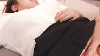 PFES-135 [中文字幕]早上醒来，平时总是傲娇的公司朴素巨乳女子穿着内衣撒娇…沉迷于相性极佳的鸡巴，内射不停的我们…。 宍户里帆