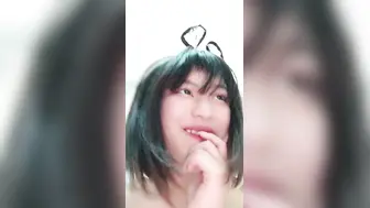 国产黑料吃瓜 一个小哥大战三个萝莉