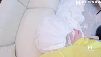 【绿帽人妻】叛逆逃婚新娘惨遭外卖小哥猥亵羞辱 #Tame凛 #软萌兔#乳交  #口交 #足交 #骑乘