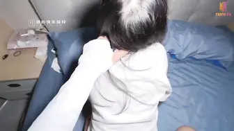 【白虎萝莉】妹妹放学了_没有写作业睡着了偷偷进房间内射了她